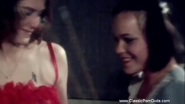 Sexe vintage doux de l'âge d'or avec du sexe amusant