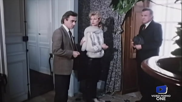 玛丽安和多米尼克，性感的女人，为了管家的快乐